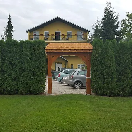 Guest house Hostad 3*